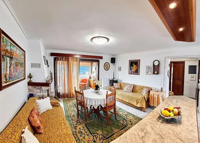 τρίτου ορόφου στην δαύλεια με θέα Apartment