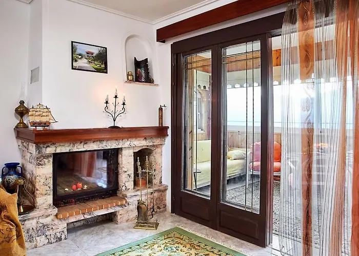 Apartment τρίτου ορόφου στην δαύλεια με θέα Davleia